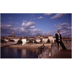 Me on bridge-bergerac.jpg